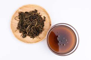 A medicinal liquid made by soaking dried dandelions and other Chinese herbal medicines