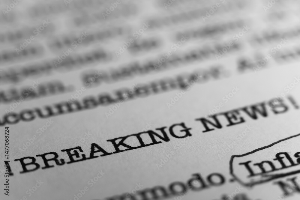 Fototapete breaking news headline. text printed on a page. a piece of paper with a phrase written in retro type
