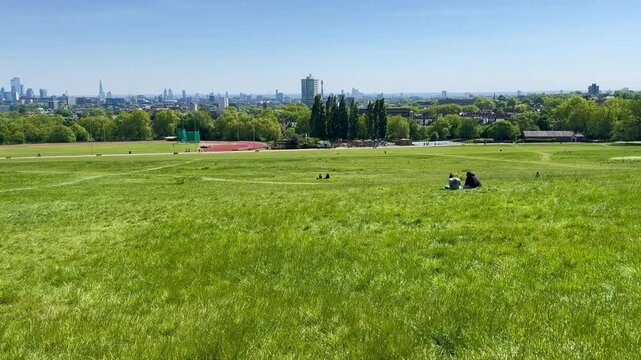 Parliament Hill is an area of open parkland in the south-east corner of Hampstead Heath in north-west London. 