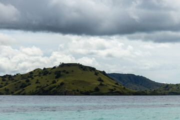 Obraz premium Beautiful cliff in the sea at Komodo National park Indonesia