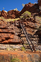 Hiking track to Joffre Gorge in Karijini National Park, Western Australia, Australia
