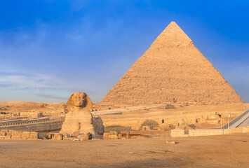 The Great Sphinx and pyramid of Khafre in Giza, Cairo, Egypt.