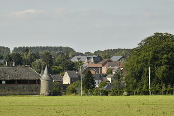 Tourelles de la ferme du château fort à Écaussinnes-Lalaing 