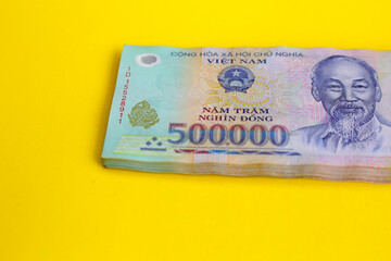 Five hundred thousand dong banknotes