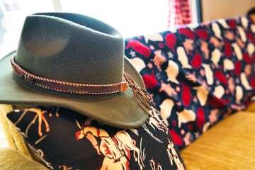 リビングの帽子