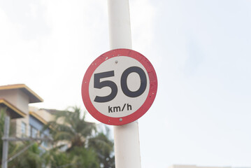 view of a traffic sign indicating that the speed limit is 50km. City of Salvador, Bahia.