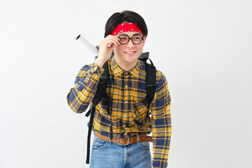 アキバ系の男性　白背景　ポートレート