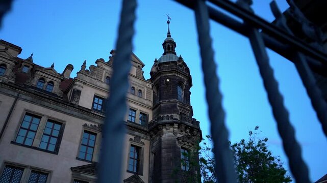 Aerial and ground-level video of Dresden&rsquo;s historic landmarks, including baroque buildings, cathedrals, and old town streets. A visual journey through Germany&rsquo;s architectural heritage.

