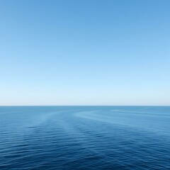 Obraz premium Minimalist sea horizon line with clear sky and smooth water