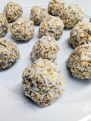 coconut balls dessert