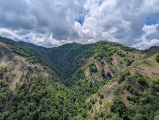 Aldudes, um mosaico de montanhas, florestas e céu no País Basco francês