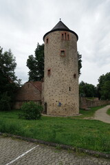 Obraz premium Muehlturm und Stadtmauer in Dieburg