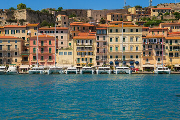 The catamaran in Portoferraio