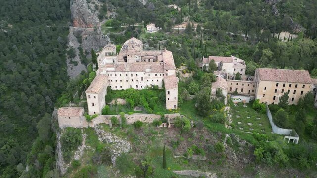 Card&oacute; Spa, Card&oacute; Mountain Range, Benifallet, Baix Ebre, Tarragona