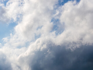 Obraz premium 5月 昼の青空と雲58