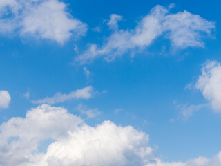 5月　昼の青空と雲61