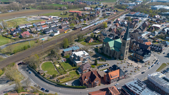 Salzbergen Luftaufnahmen Gewerbegebiet Dorf Stadt