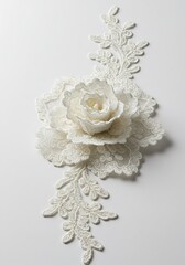 Delicate Ivory Lace Flower Appliqu�