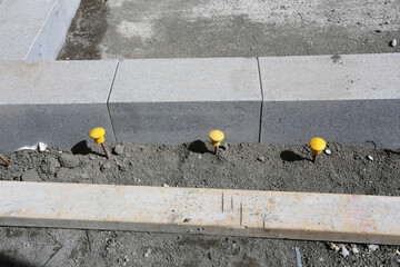 Embouts de protection de fers à béton qui dépassent pour éviter de se blesser