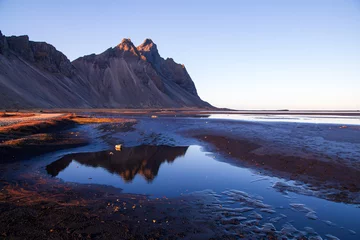 Fotobehang Gletsjer Vestrahorn reflex  © Edoardo Cocchi