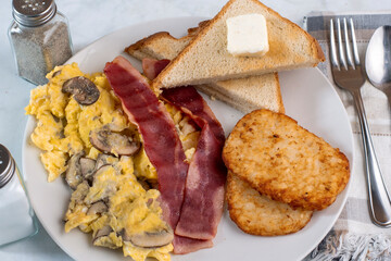 scramble egg and mushrooms  with turkey bacon