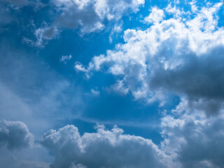 5月の午後　印象的な青空と雲56