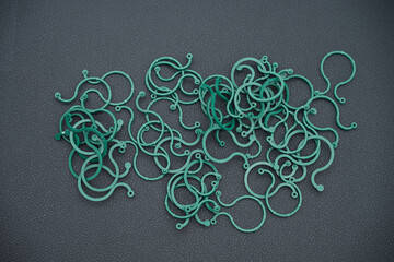 Garden Plant Clips,Plant Support Clips,Plastic Plant Clip,Twisty Plant Rings for Securing Plants