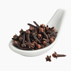 Obraz premium Aromatic Cloves in White Spoon A Culinary Spice