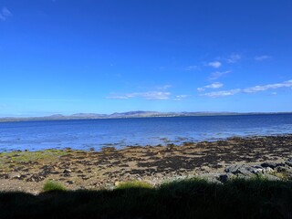 Islay, Scotland’s whisky haven, blends rugged natural beauty with pristine seas and abundant birdlife. Known for peaty single malts and serene coastal landscapes, it’s a gem for nature and spirits-the
