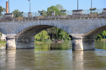 Cognac, pont neuf