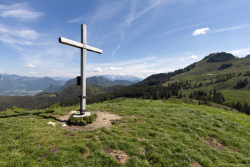 Gipfelkreuz auf dem Mitterberg bei Bad Feilnbach, Bayern