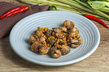 Blood Cockle Fried With Garlic