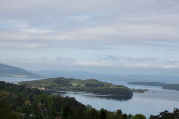 Obraz premium Fjord and mountains 