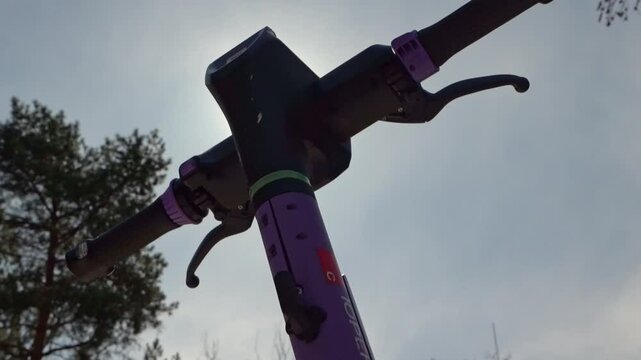 Electric scooter handlebar with sun flare: six different sunlight positions