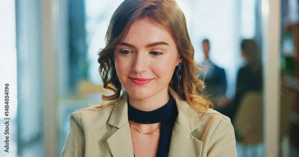 Leinwandbilder thinking, smile and business woman with vision, inspiration and brainstorming in office. reflection,