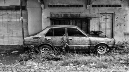 old abandoned car