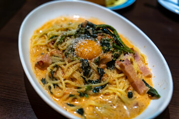 レッドカルボナーラ