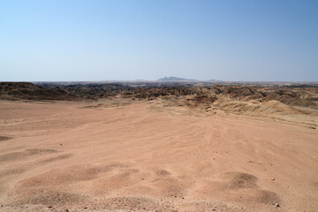 Felsige Wüstenlandschaft im Hinterland von Swakopmund in den sogenannten Moonlands 