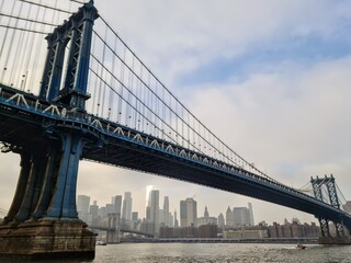 manhattan bridge