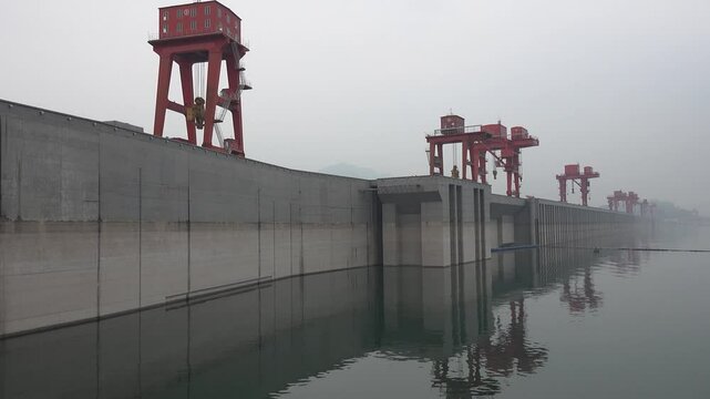 Three Gorges Dam: Power Across the Yangtze