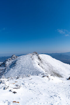 天狗岳」の写真素材 | 3,439件の無料イラスト画像 | Adobe Stock