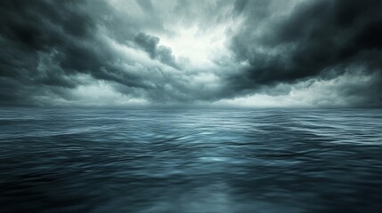 Obraz premium Dark Stormy Ocean with Heavy Clouds and Dramatic Sky