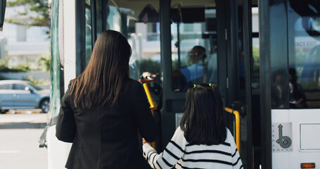 Back, bus stop and mother with girl, travel and morning commute with public transportation. Family, city service and passenger with vehicle trip, boarding station or child with journey, kid or parent © peopleimages.com