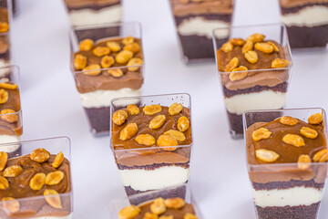 Delicious Mini Parfaits with Peanut Butter, Chocolate and Caramel
