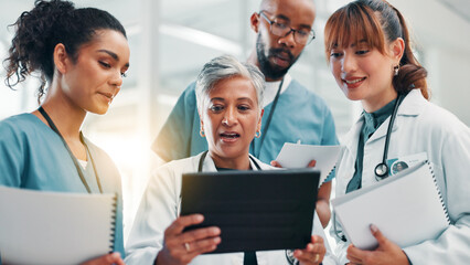 Fototapeta na wymiar Tablet, meeting and doctors and nurse in hospital for results, medical report and advice for diagnosis. Healthcare, teamwork and people on digital tech for research, surgery schedule and planning