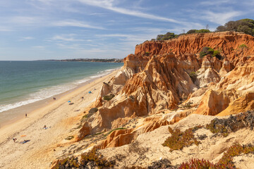 Strand Praia da Falesia an der Algarve