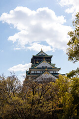 春の大阪城（2025年4月撮影）