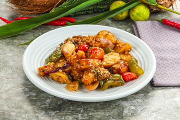 Potato with bell pepper and gravy