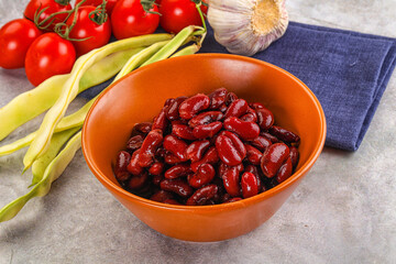 Canned red bean in the bowl