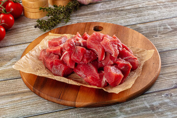 Raw beef cubes for cooking